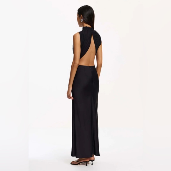 Significant Other Dresses & Skirts - Significant Other Backless London Gown, Size US4/AU8